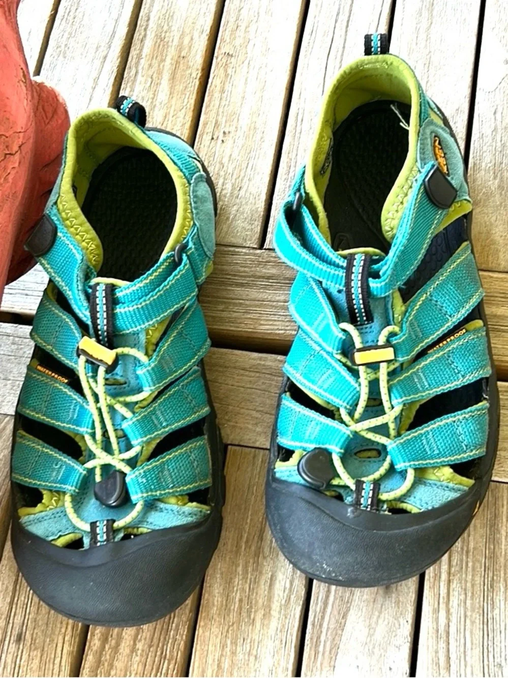 Keen Water Sport Sandals Closed Toes Waterproof ⭐️
